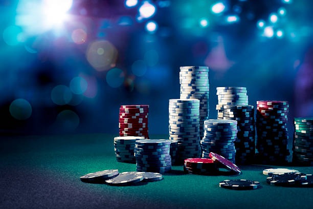Mobile app screen for live dealer and account access on menara188 login